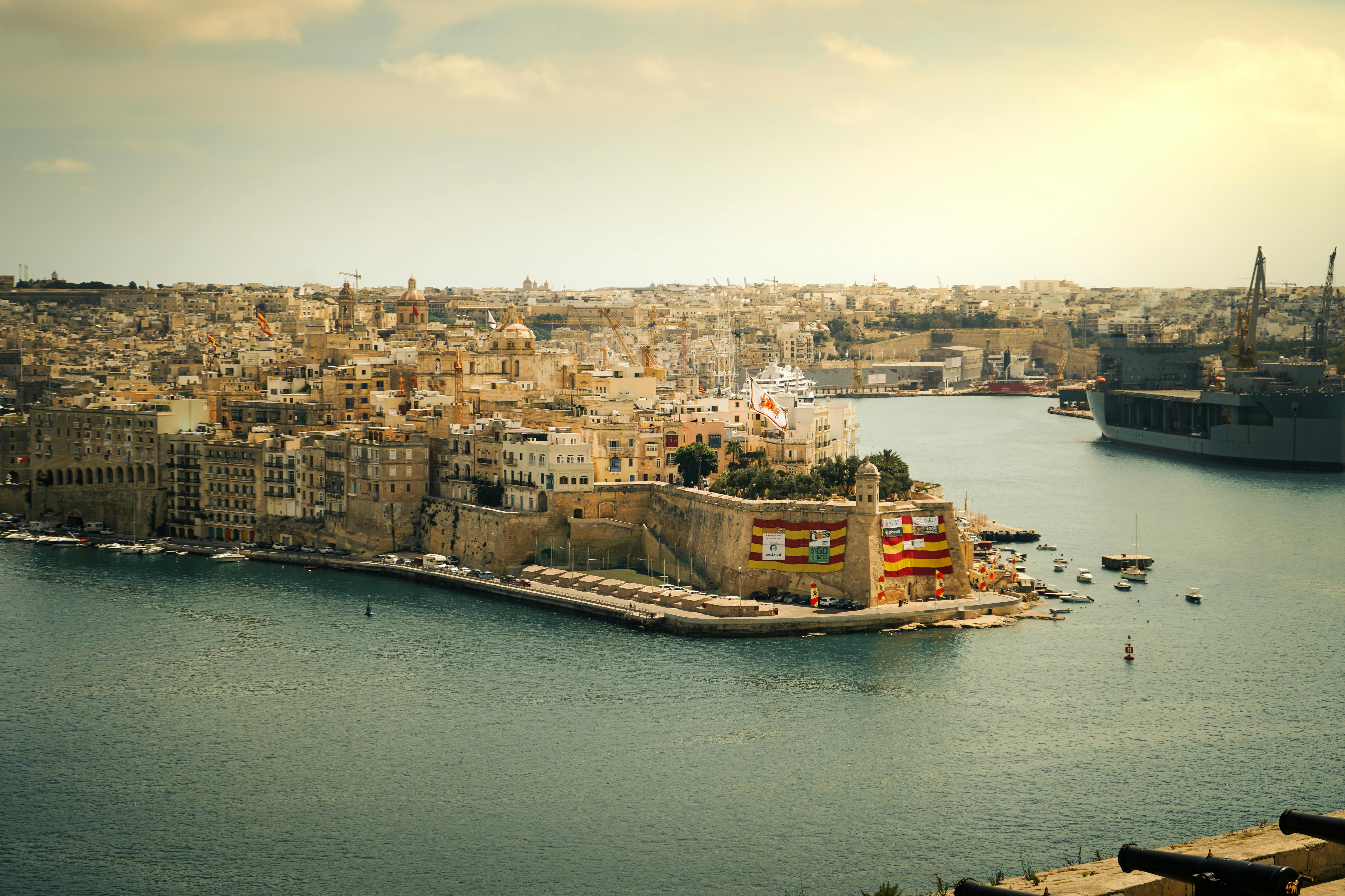 Grand Harbour and Senglea fortress seen from Upper Barrakka, Valletta